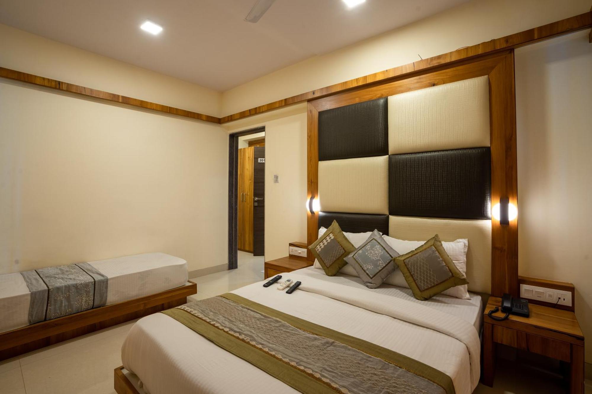 Home2 Suites And Service Apartments, Mumbai Airport Bilik gambar
